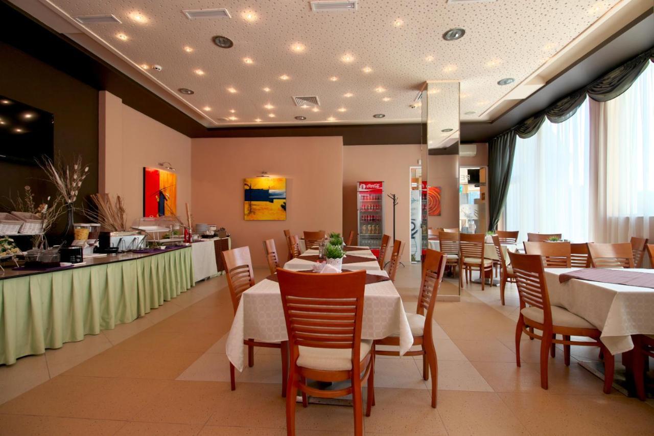 Benvita Hotel Golden Sands Eksteriør billede
